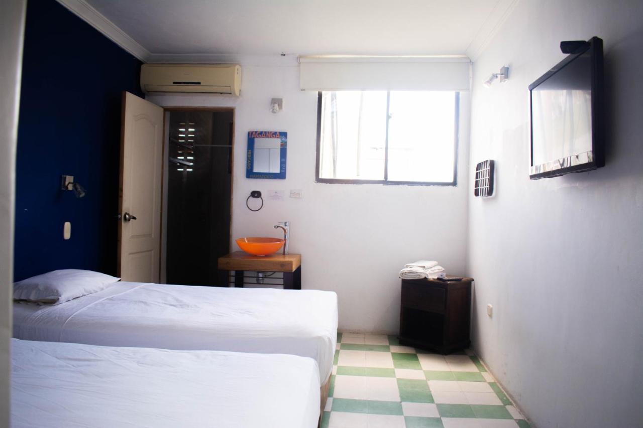 סנטה מרתה Hotel Miami Sm מראה חיצוני תמונה