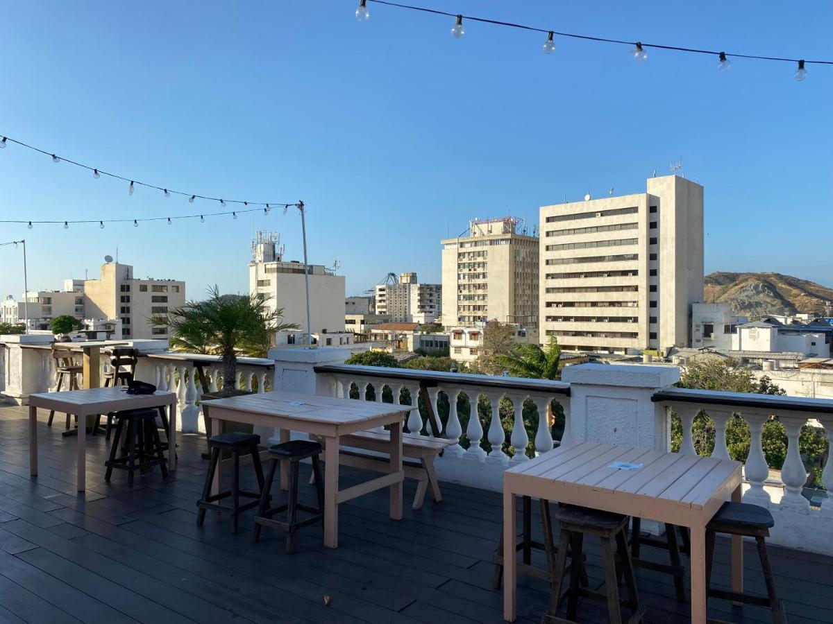 סנטה מרתה Hotel Miami Sm מראה חיצוני תמונה