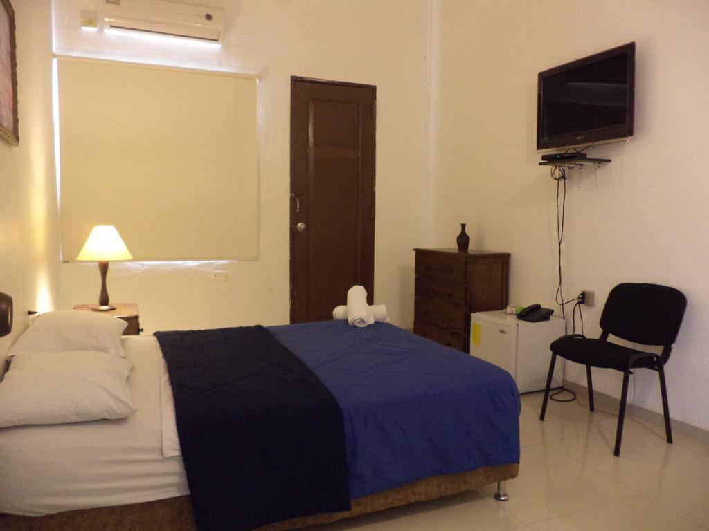 סנטה מרתה Hotel Miami Sm מראה חיצוני תמונה